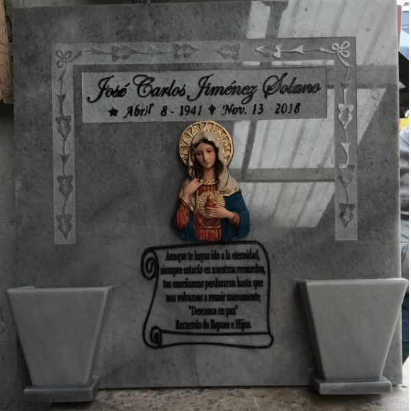 Lápida Mármol Personalizada | Tributo Eterno